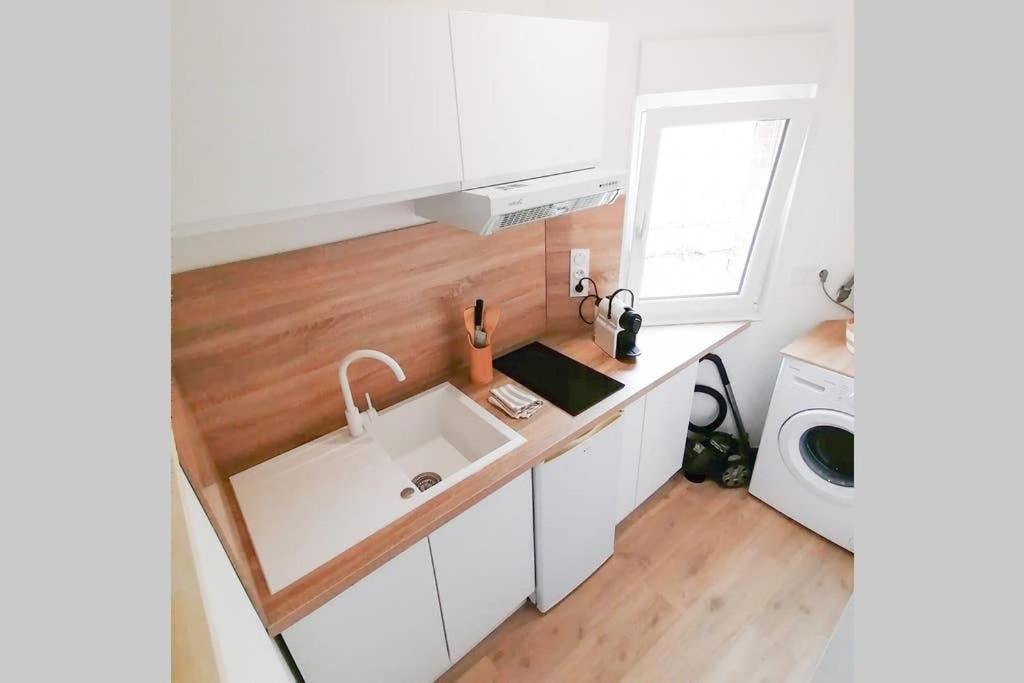 Le Cocoon / Proche Gare / Netflix Apartment Sens Exterior photo